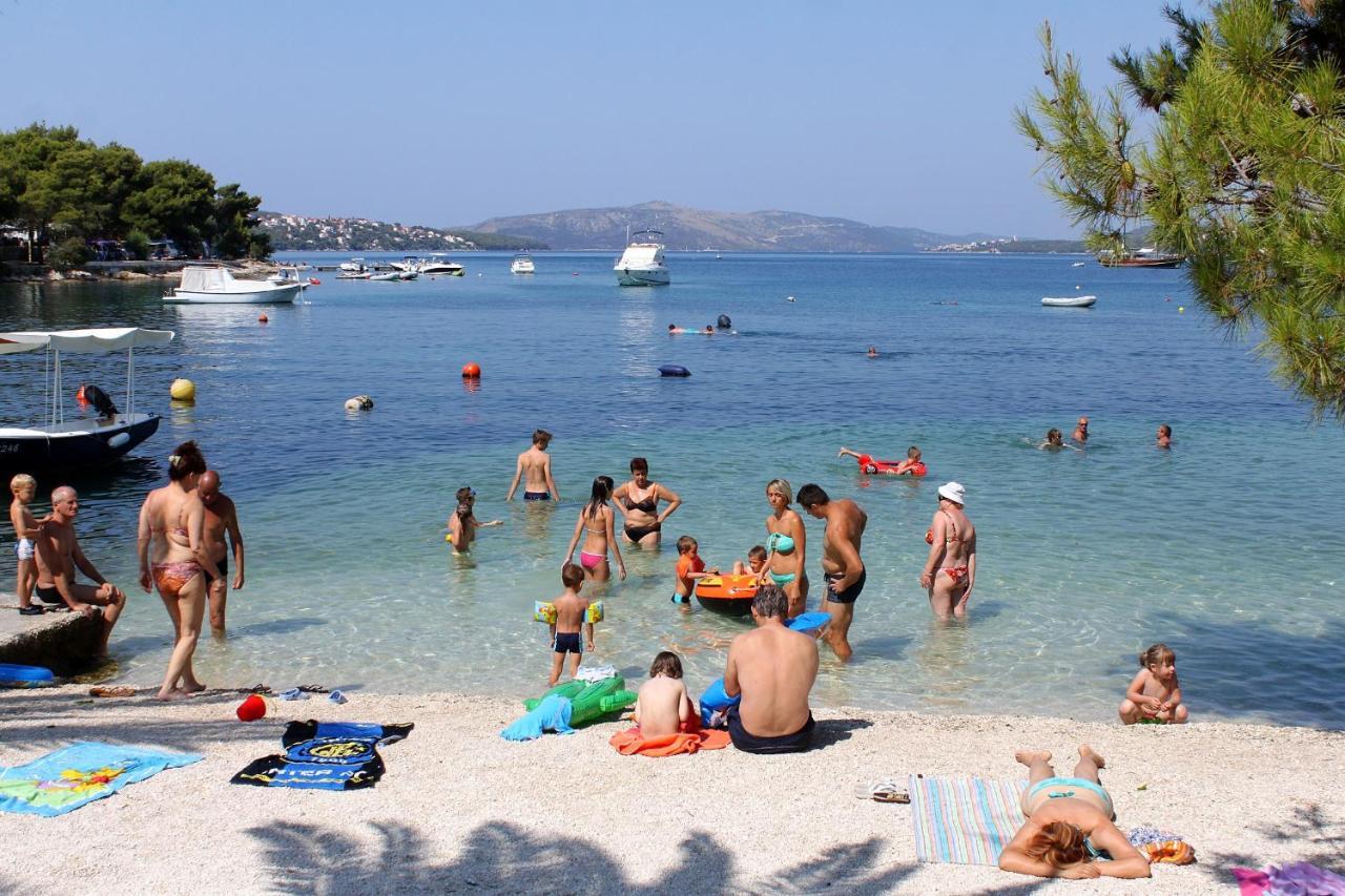 Apartments By The Sea Trogir - 11895 Экстерьер фото