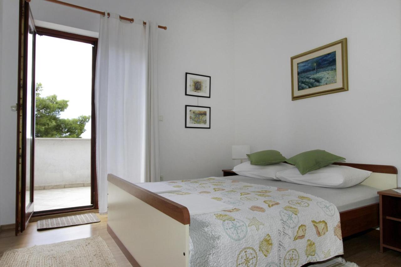 Apartments By The Sea Trogir - 11895 Экстерьер фото