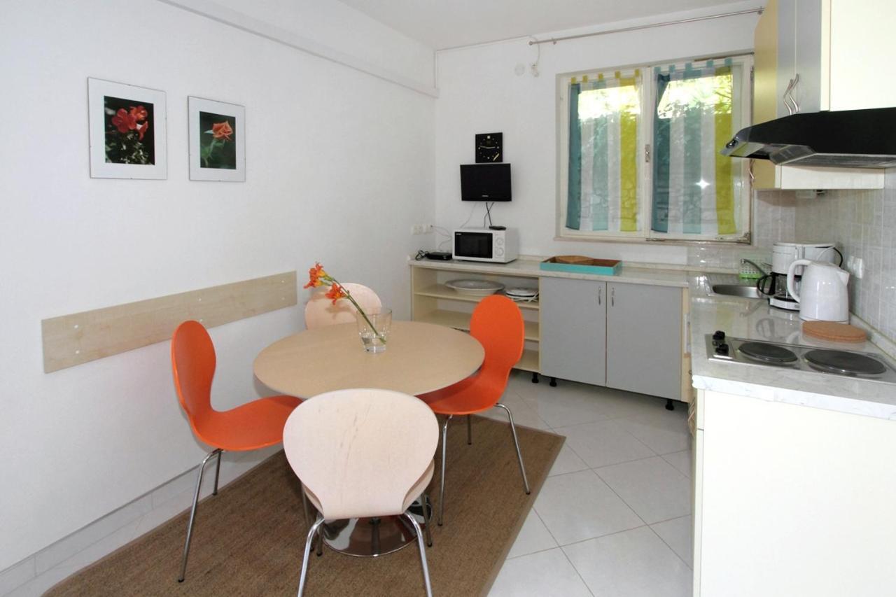 Apartments By The Sea Trogir - 11895 Экстерьер фото