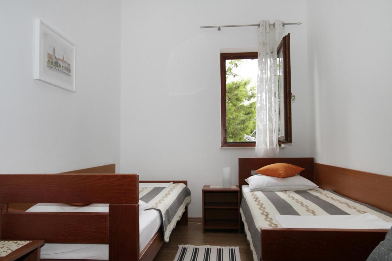 Apartments By The Sea Trogir - 11895 Экстерьер фото